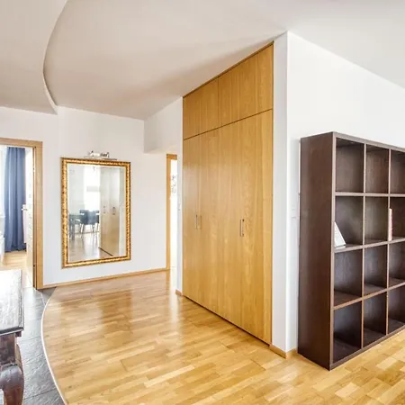 Apartament Vive Modern 3-bedroom Flat In Guarded Estate, Parking Warszawa
