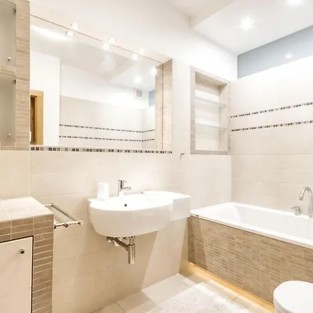 Vive Modern 3-bedroom Flat In Guarded Estate, Parking *